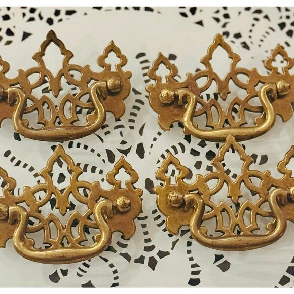 Set of 4 Vintage KBC Brass Drawer Pulls NO.8310 Chippendale Batwing Style - Picture 1 of 6